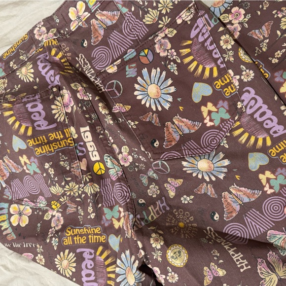 MOVING SALE
Hippie Boho Print All Over Flare Bell Bottom Pants size 30 - Picture 5 of 7